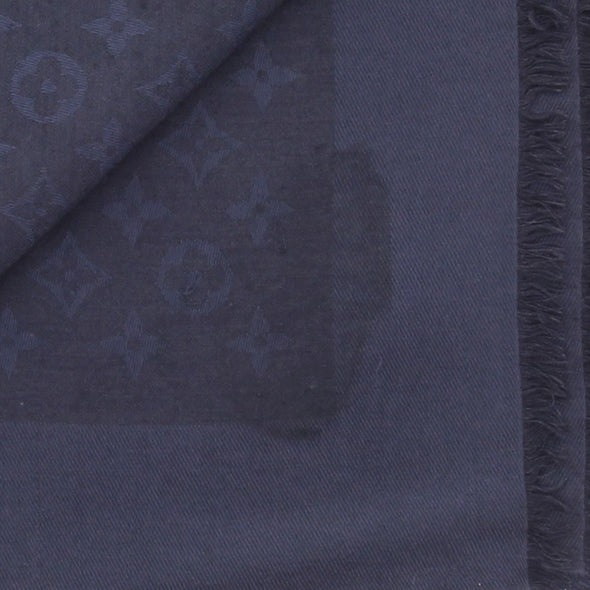 Foulard en mélange de laine et soie