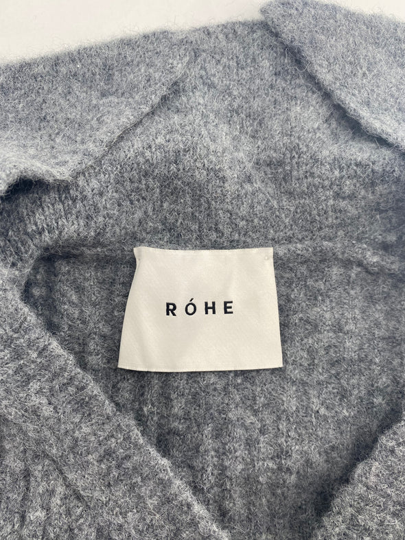 Pull gris asymétrique en laine