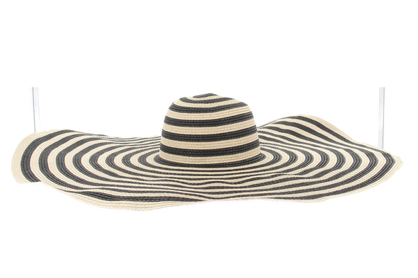 Grand chapeau rayé