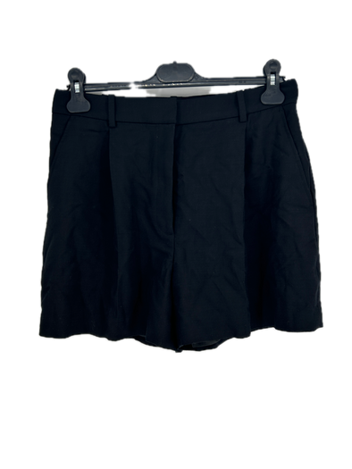 Short noir