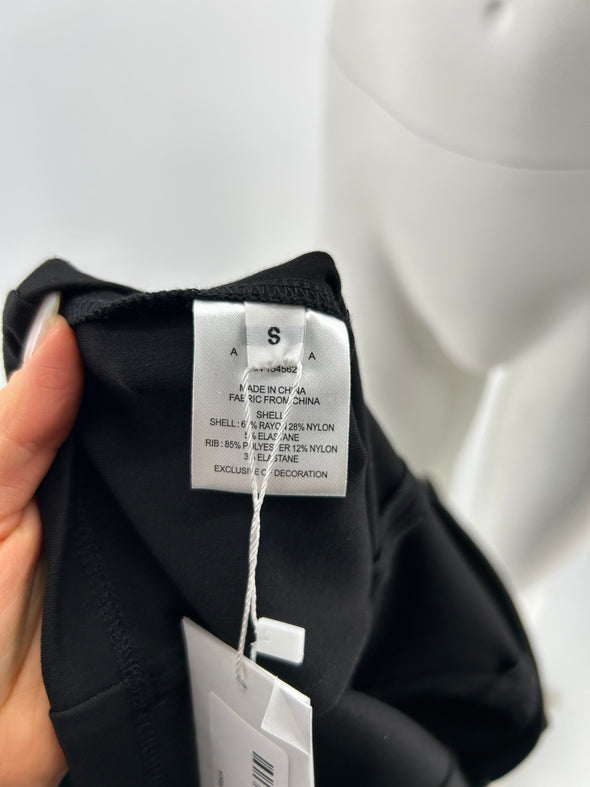 Top noir à strass