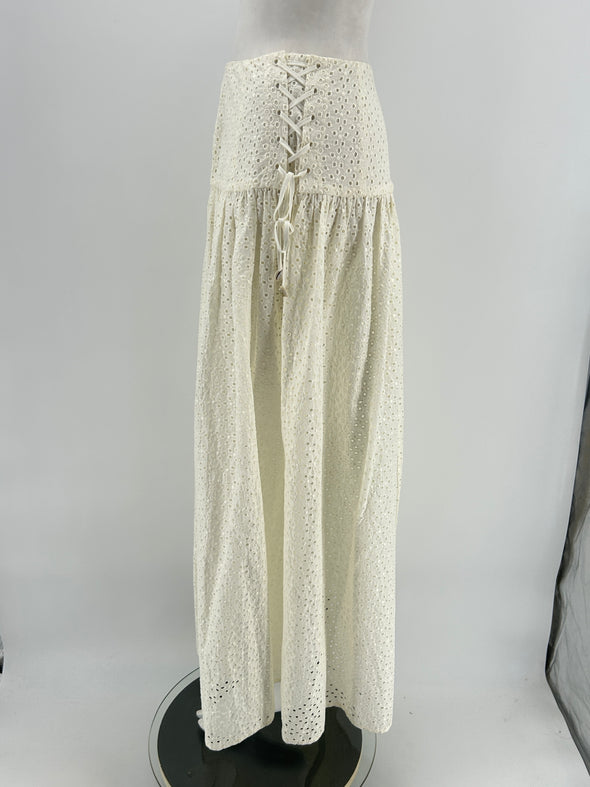 Jupe en broderie anglaise
