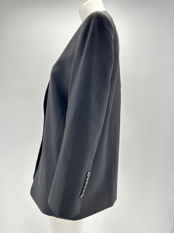 Veste de tailleur noire avec dos ouvert
