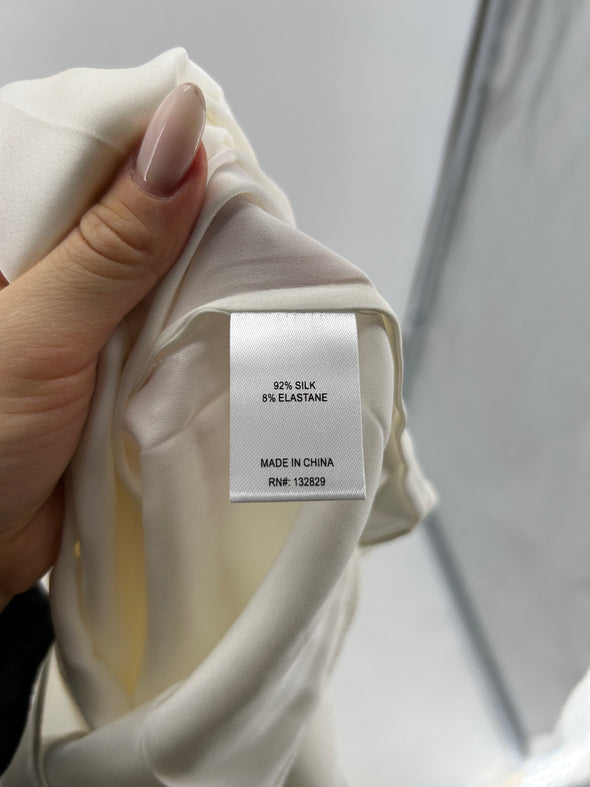 Robe en soie blanche