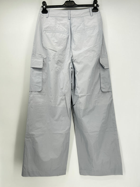 Pantalon gris avec poches