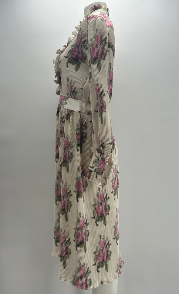 Robe à fleurs longue plissée