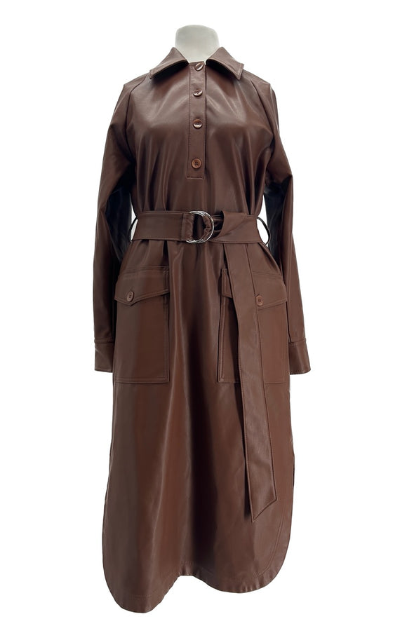 Robe en cuir vegan marron