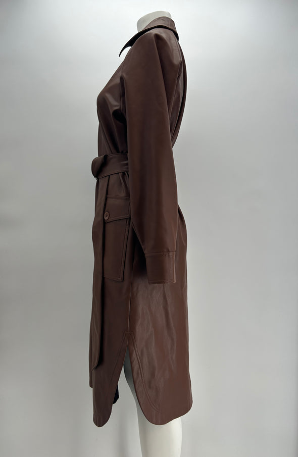 Robe en cuir vegan marron