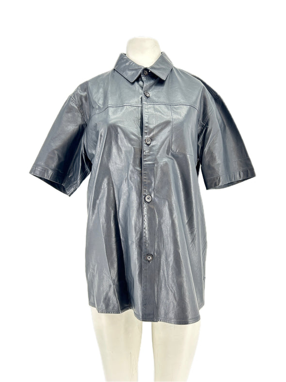 Chemise en cuir