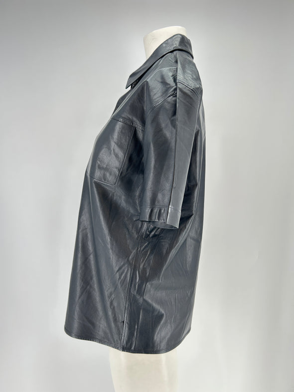 Chemise en cuir