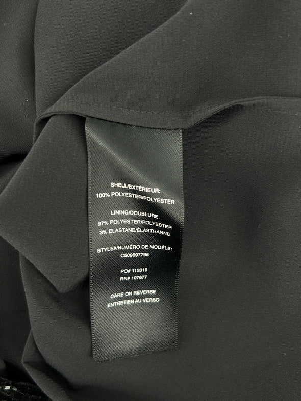 Robe noire perlée