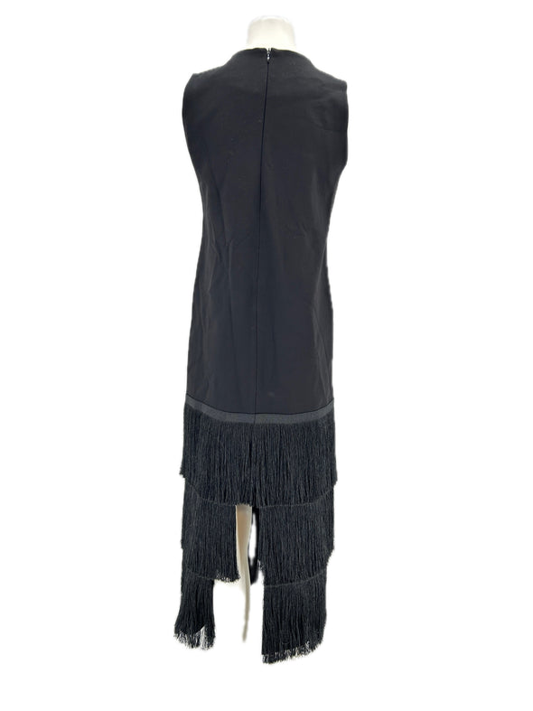 Robe noire à franges