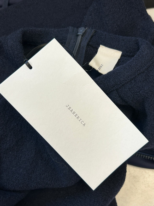 Top marine à manches courtes