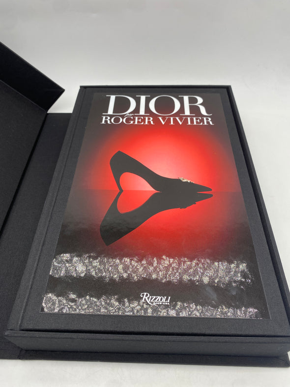 Livre Dior par Roger Vivier