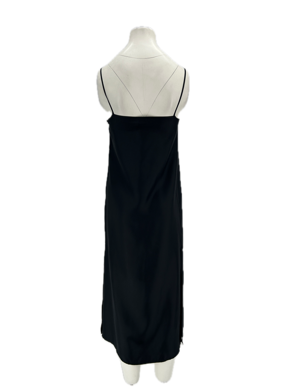 Robe en soie noire "Sulum"