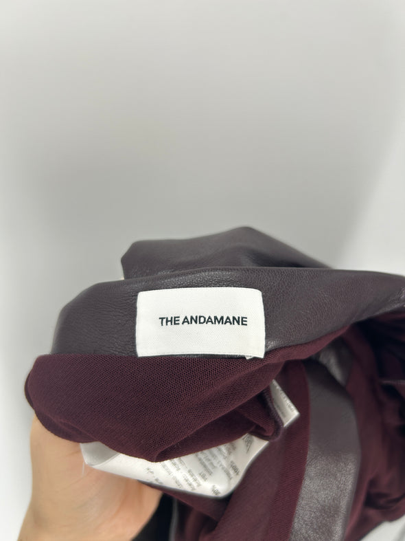 Robe marron en similicuir