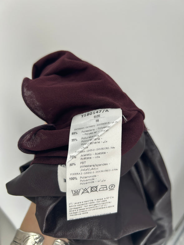 Robe marron en similicuir