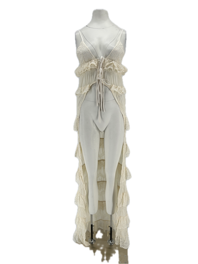 Robe blanche ouverte