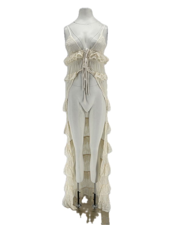 Robe blanche ouverte