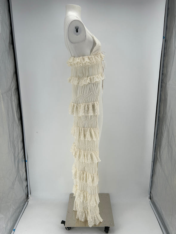 Robe blanche ouverte