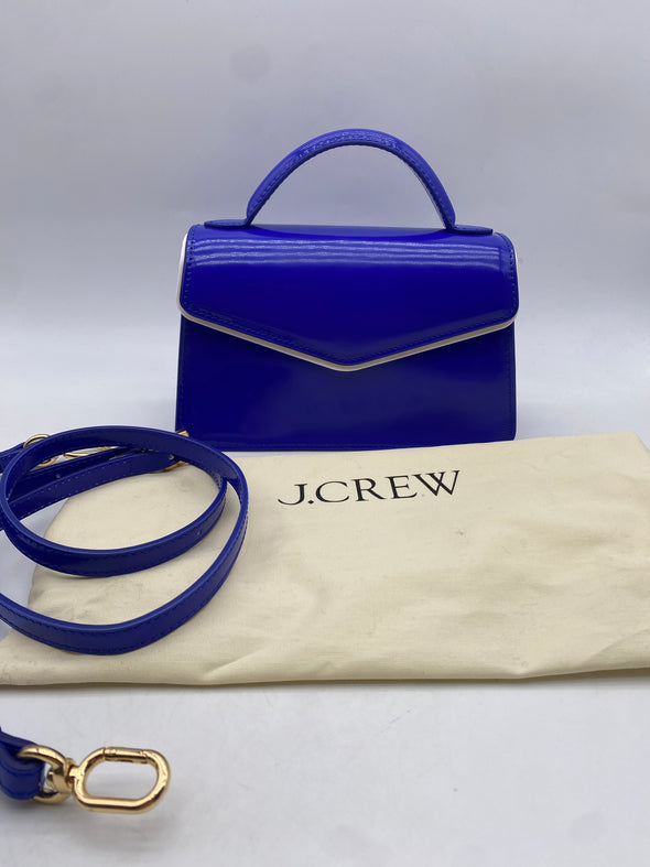 Sac à main en cuir vernis bleu