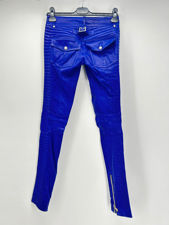 Pantalon en cuir bleu électrique