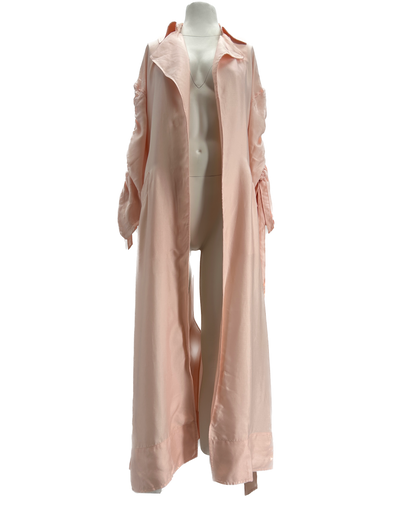 Veste longue rose ceinturée