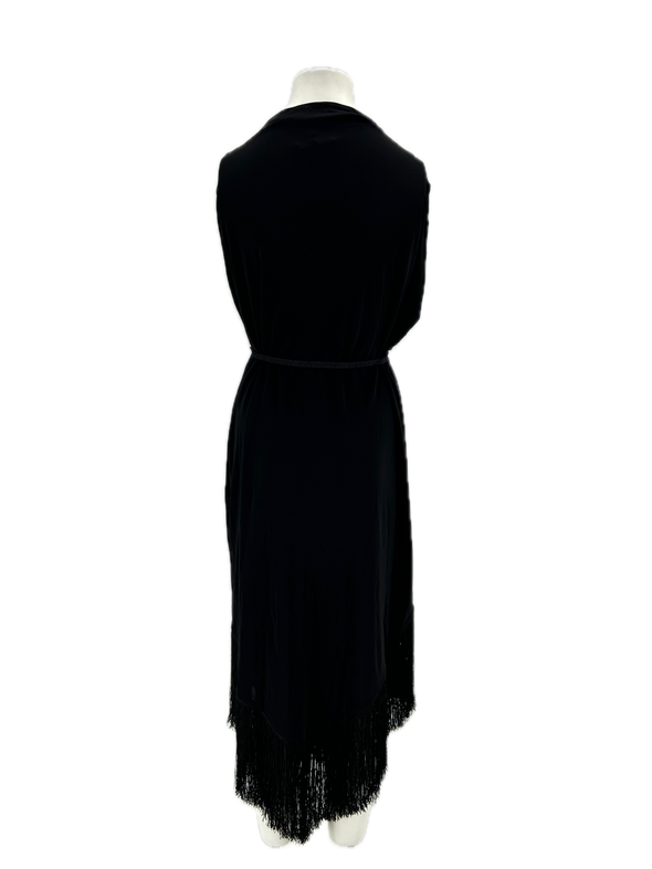 Robe noire à franges