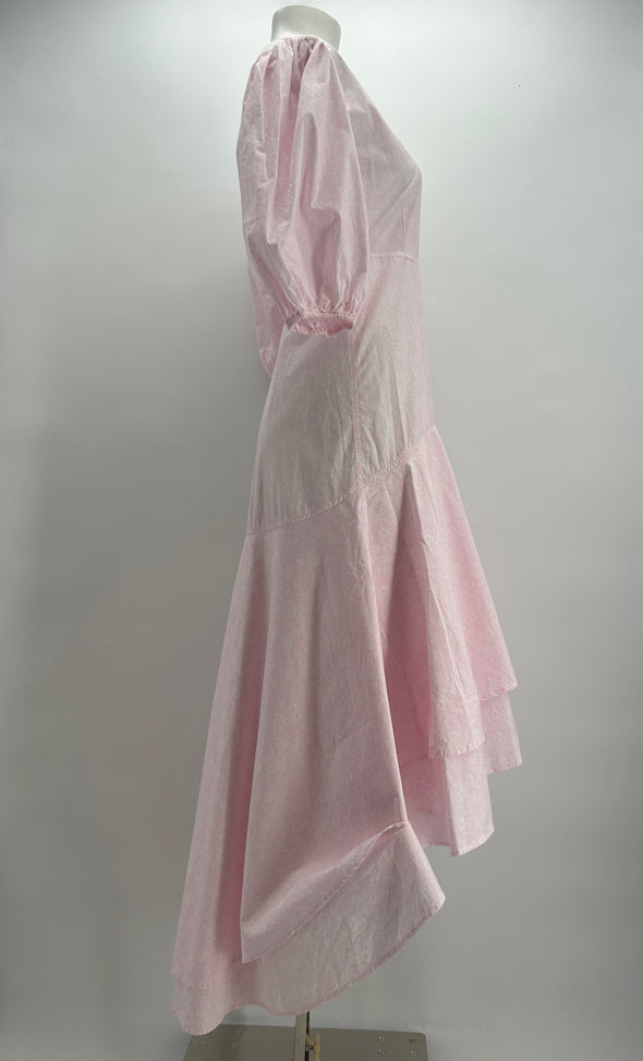 Robe longue rose à volants