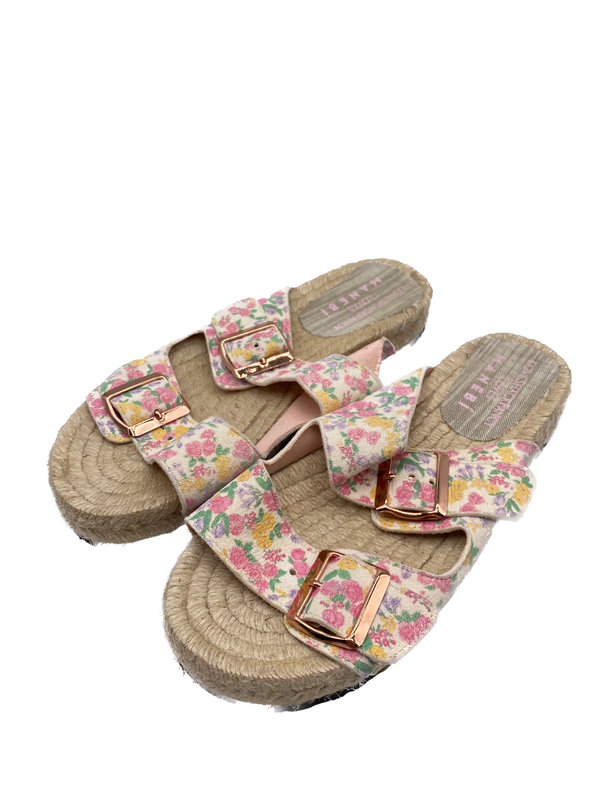 Sandales plates fleuries