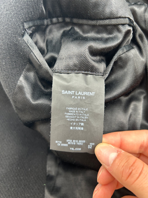 Manteau noir en laine
