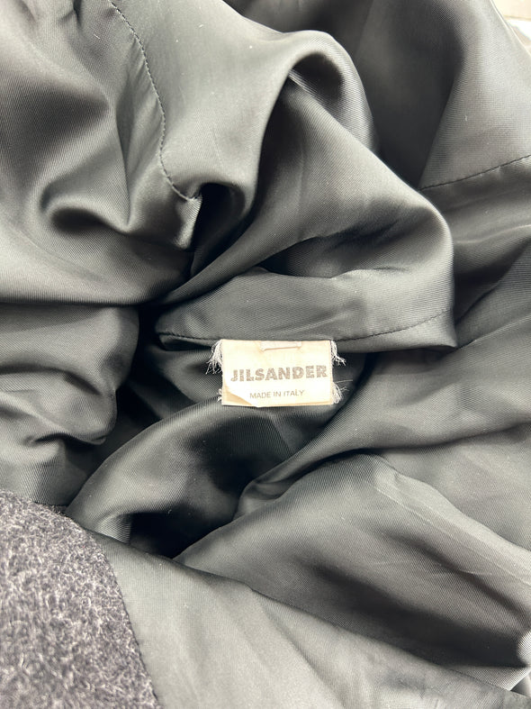 Manteau gris foncé en laine