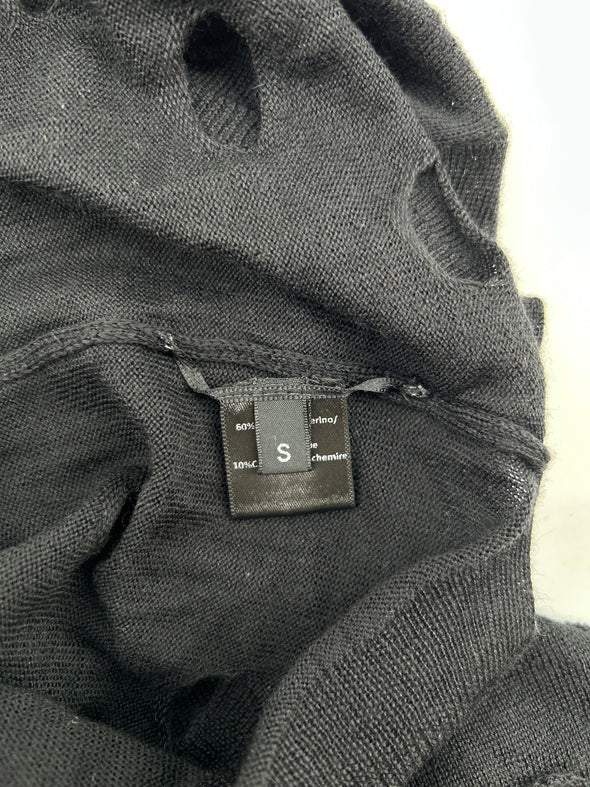 T-shirt noir à manches 3/4 à découpes