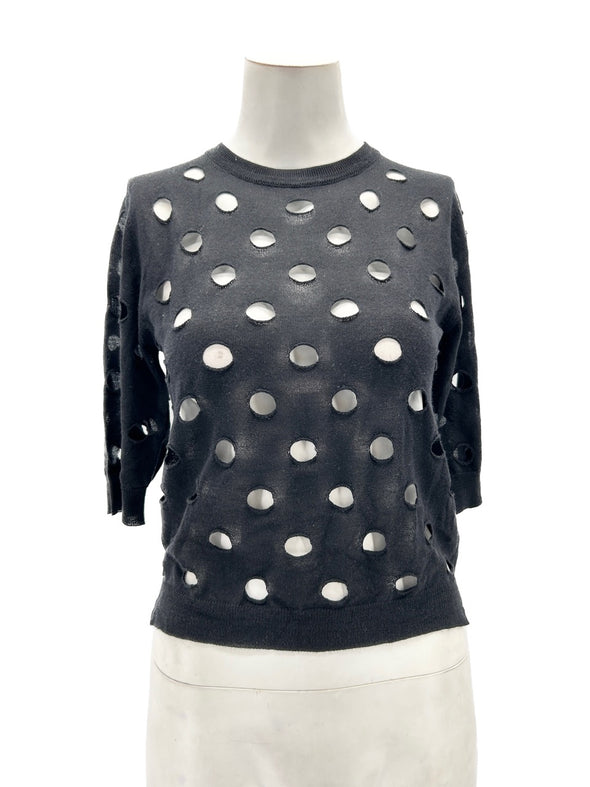 T-shirt noir à manches 3/4 à découpes