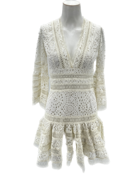 Robe en dentelle blanche