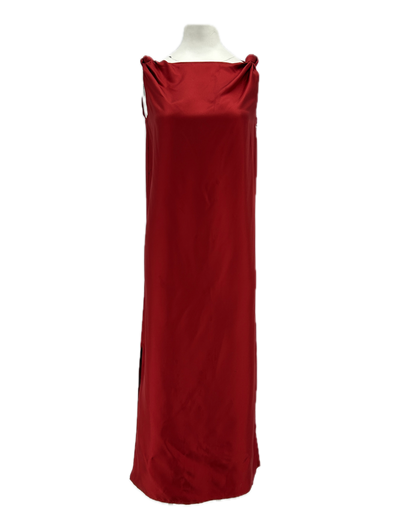 Robe en soie rouge "Moun"