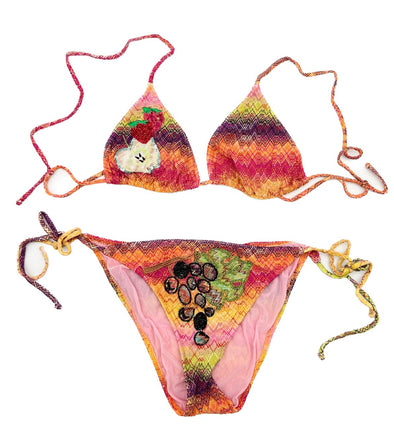 Maillot de bain rose à rayures et à motifs fruits