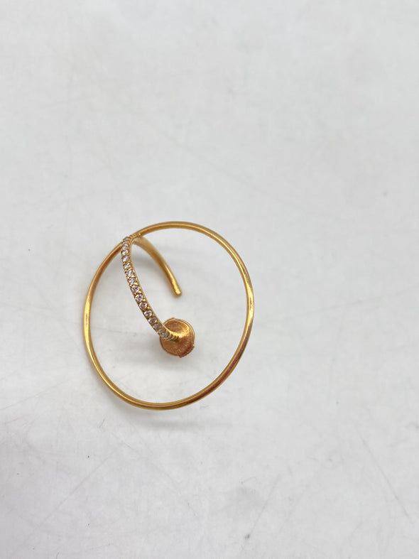 Boucle d'oreille "Saturn" en or et diamants