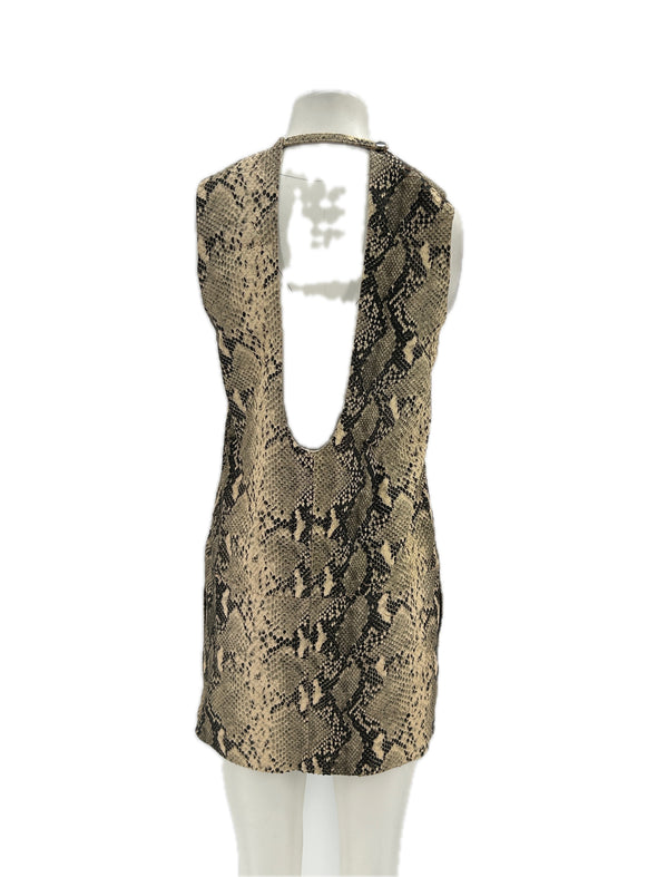 Robe en cuir