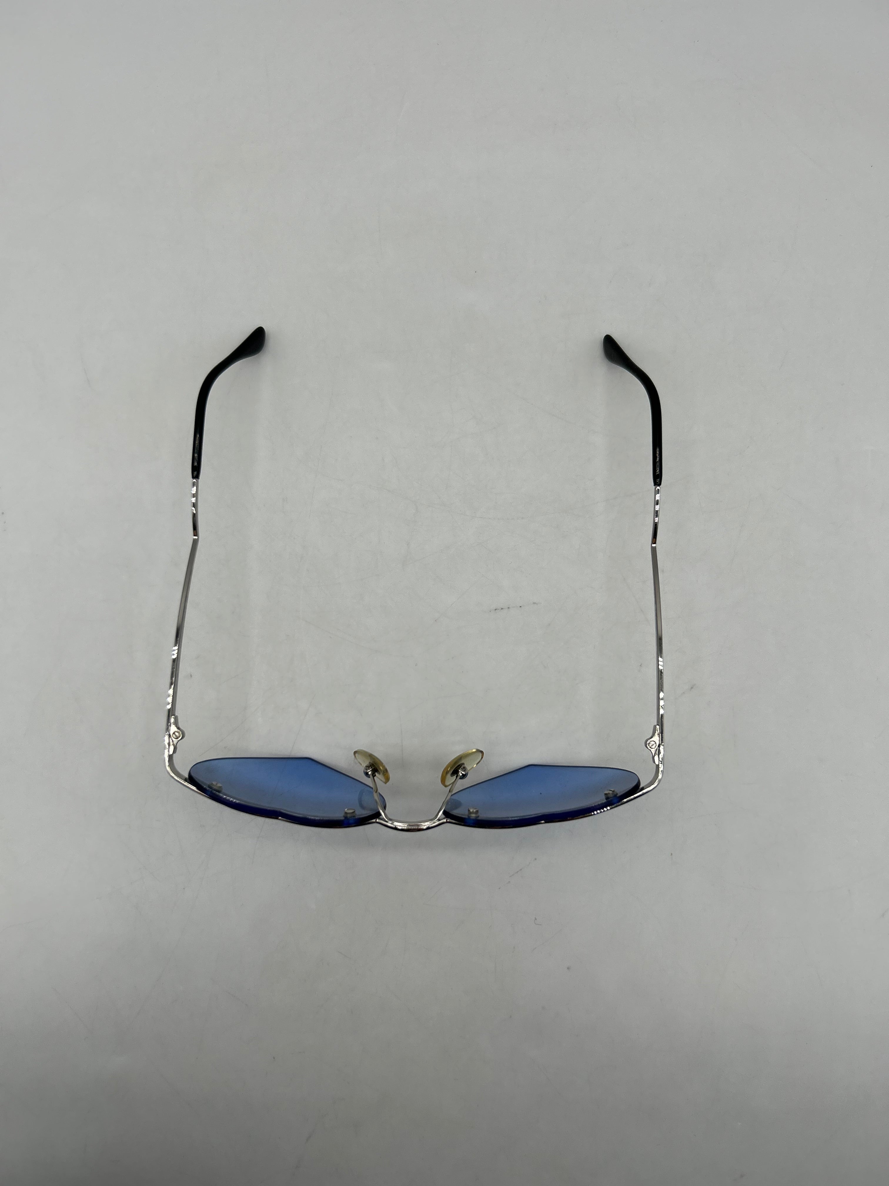 Lunettes de soleil en forme de coeur bleue Personal Seller Paris