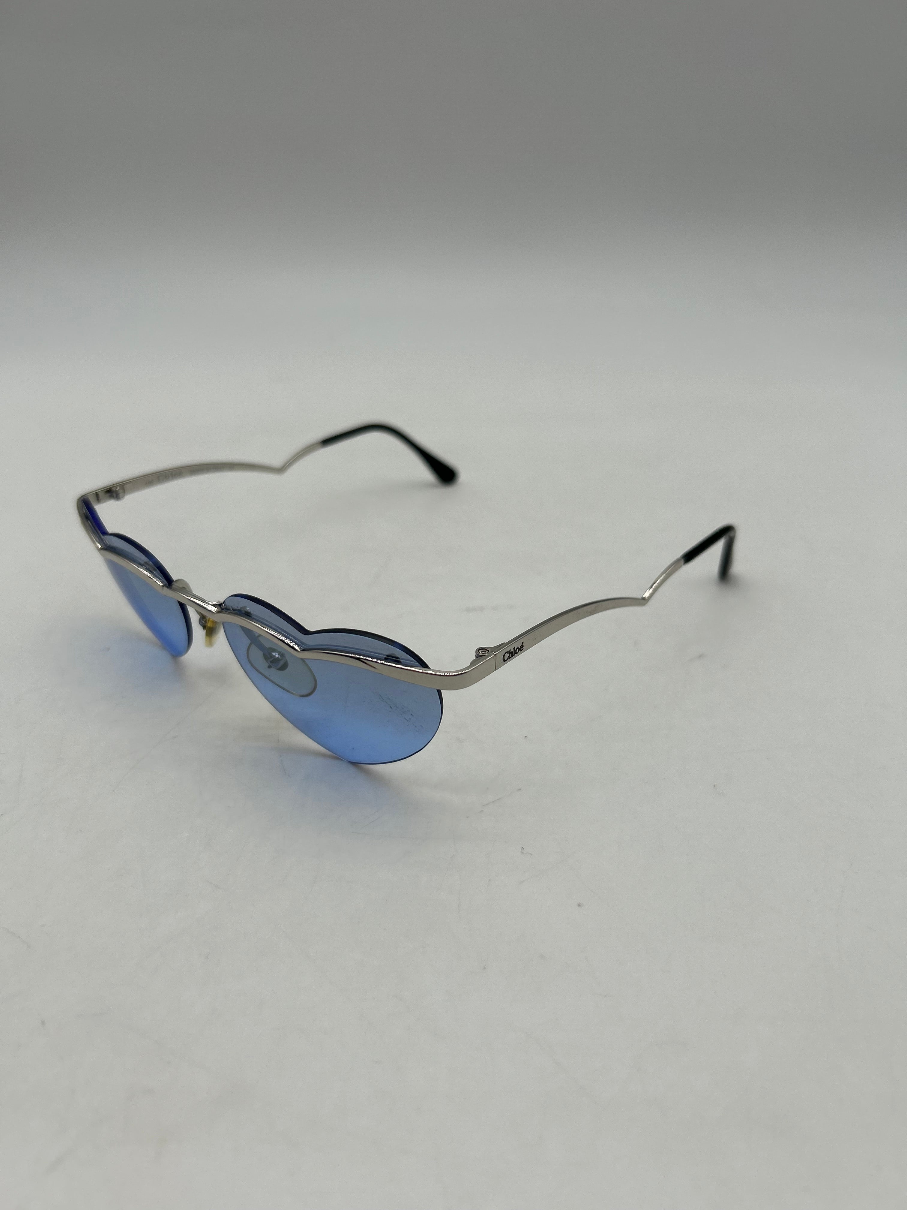 Lunettes de soleil en forme de coeur bleue Personal Seller Paris