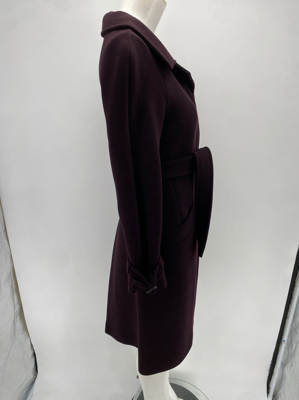 Manteau aubergine à ceinture