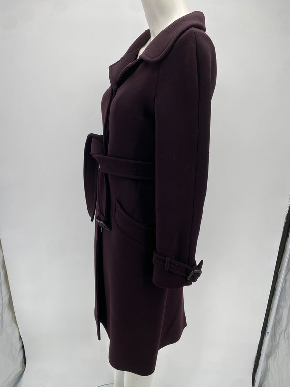 Manteau aubergine à ceinture