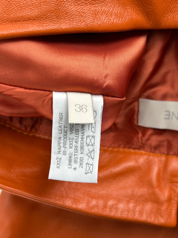 Bermuda en cuir orange