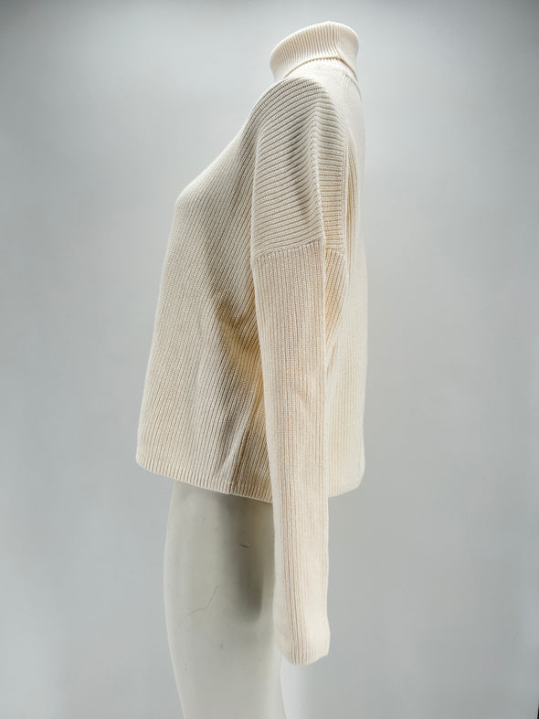 Pull col roulé