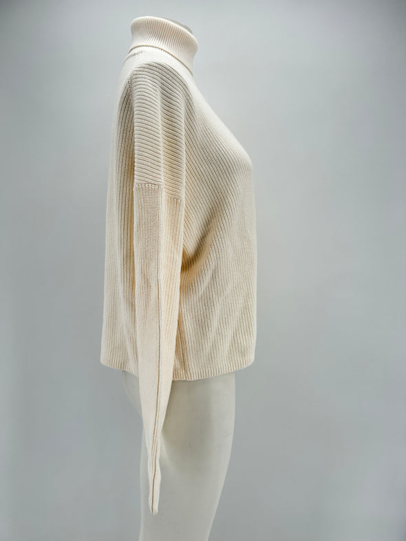 Pull col roulé