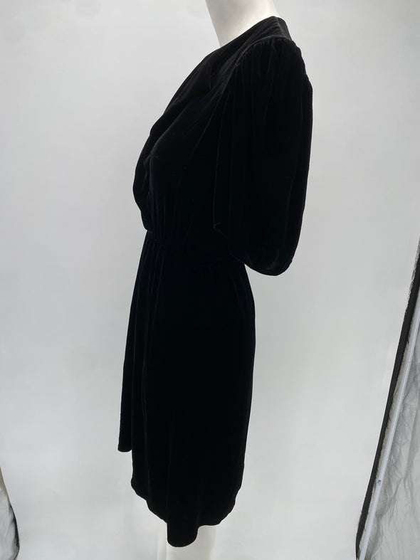 Robe en velours noir