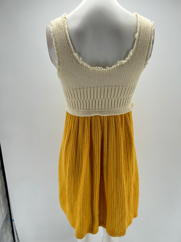 Robe tricotée jaune et beige en cachemire