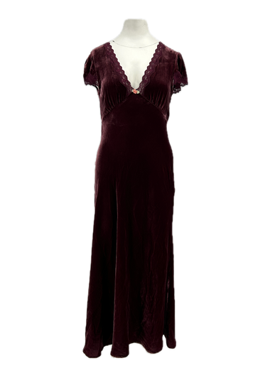 Robe en velours bordeaux
