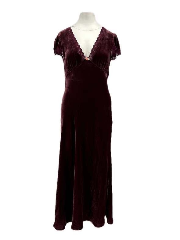 Robe en velours bordeaux